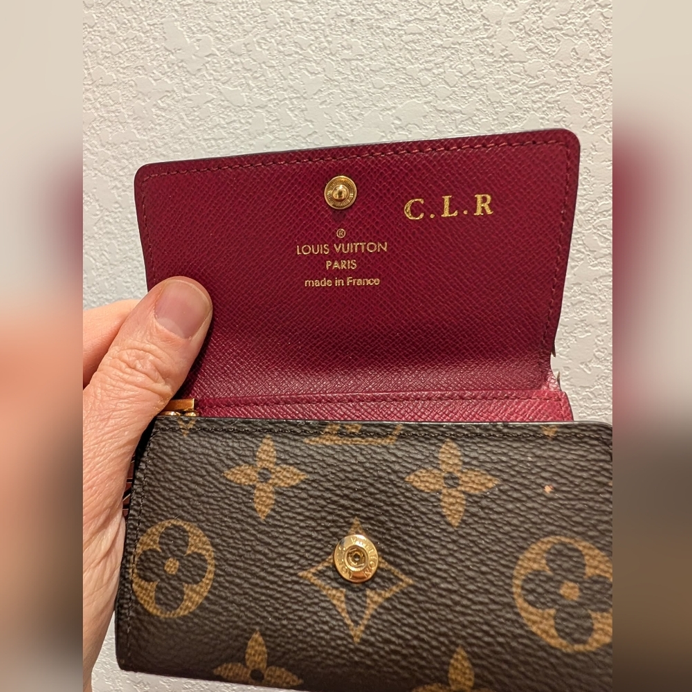 Louis Vuitton Key Holder in Monogram canvas - Picture 7 of 10
